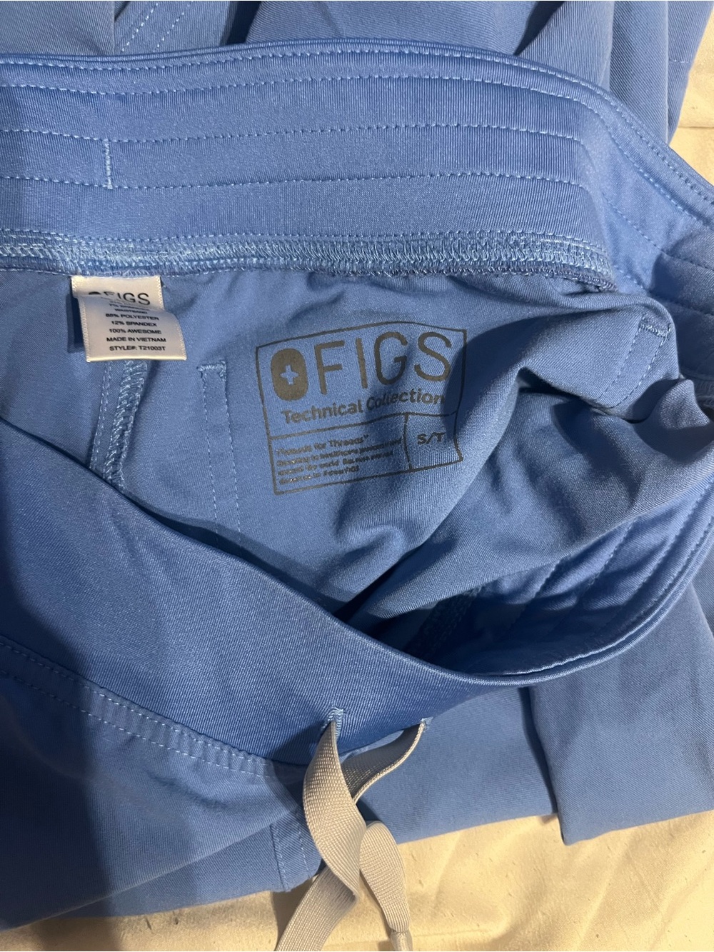 FIGS scrub bottoms/ Small/ Tall